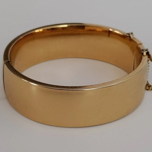 Jewelry - 6.75" Monet Gold Toned 3/4" Wide Hinged Bangle